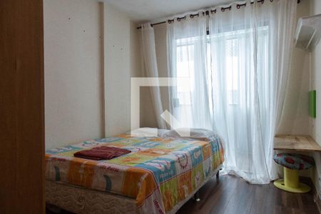 Quarto de apartamento para alugar com 3 quartos, 85m² em Recreio dos Bandeirantes, Rio de Janeiro