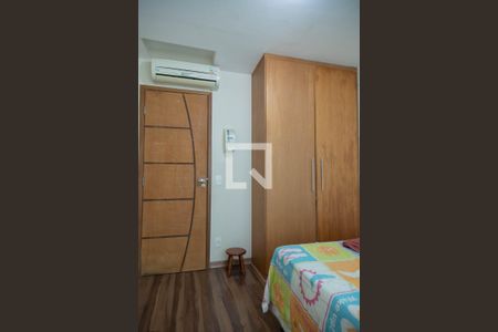Apartamento para alugar com 85m², 3 quartos e 2 vagas Apartamento para alugar com 85m², 3 quartos e 2 vagasQuarto