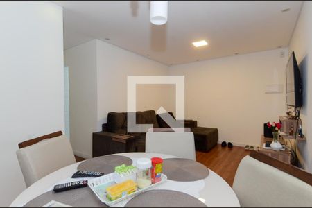 Sala de apartamento à venda com 3 quartos, 74m² em Vila Barros, Guarulhos