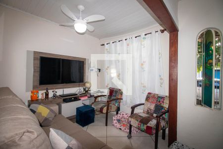 Sala de casa à venda com 2 quartos, 100m² em Navegantes, Porto Alegre