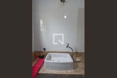 Casa à venda com 280m², 3 quartos e 3 vagasBanheiro Suíte 02