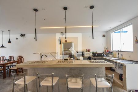 Casa à venda com 280m², 3 quartos e 3 vagasCozinha Integrada