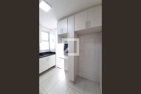 Apartamento à venda com 100m², 3 quartos e 2 vagas Apartamento à venda com 100m², 3 quartos e 2 vagasCozinha