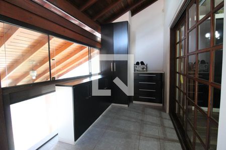Casa à venda com 290m², 3 quartos e 3 vagasMezanino