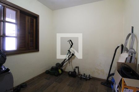 Casa à venda com 290m², 3 quartos e 3 vagasQuarto de serviço