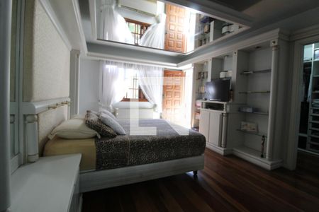 Casa à venda com 290m², 3 quartos e 3 vagasQuarto da Suíte