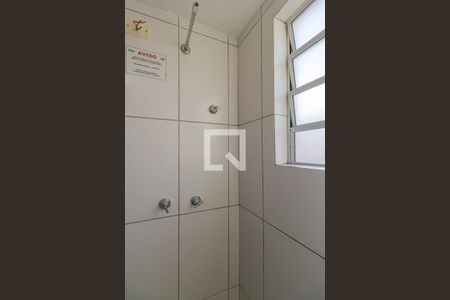 Apartamento à venda com 44m², 2 quartos e 1 vaga Apartamento à venda com 44m², 2 quartos e 1 vagaBanheiro
