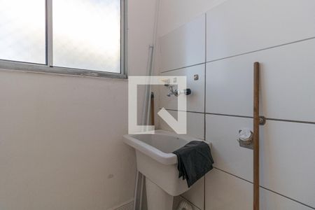 Apartamento à venda com 44m², 2 quartos e 1 vaga Apartamento à venda com 44m², 2 quartos e 1 vagaCozinha e Área de Serviço