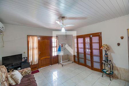 Sala  de casa à venda com 3 quartos, 150m² em Sarandi, Porto Alegre