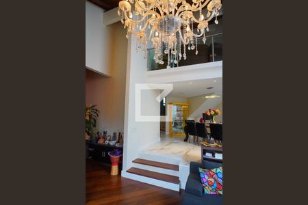 Sala de casa à venda com 3 quartos, 352m² em Chácara das Pedras, Porto Alegre