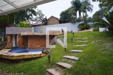 Casa à venda com 352m², 3 quartos e 4 vagasSuíte - Vista