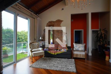 Sala de casa à venda com 3 quartos, 352m² em Chácara das Pedras, Porto Alegre