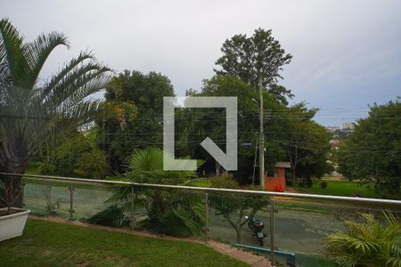 Sala - Vista 1 de casa à venda com 3 quartos, 352m² em Chácara das Pedras, Porto Alegre