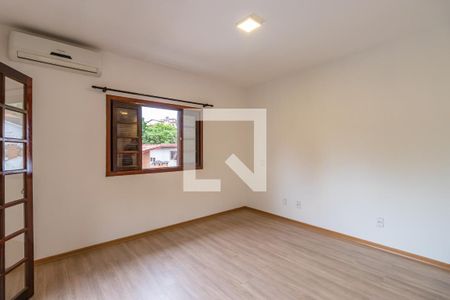 Casa de condomínio para alugar com 360m², 4 quartos e 4 vagasSuíte 2