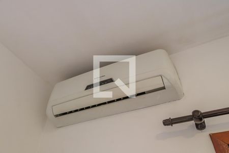 Casa de condomínio para alugar com 360m², 4 quartos e 4 vagasDetalhe da Suíte 2