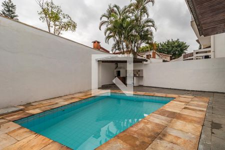 Casa de condomínio para alugar com 360m², 4 quartos e 4 vagasQuintal