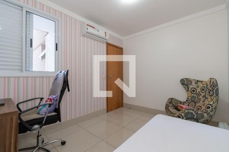 Apartamento para alugar com 74m², 3 quartos e 2 vagas Apartamento para alugar com 74m², 3 quartos e 2 vagasQuarto 2