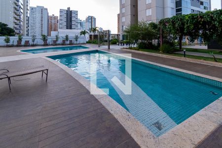 Apartamento para alugar com 74m², 3 quartos e 2 vagas Apartamento para alugar com 74m², 3 quartos e 2 vagasÁrea comum - Piscina