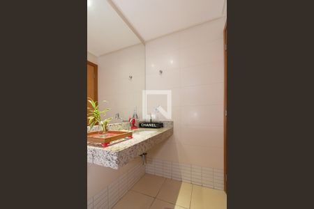 Apartamento para alugar com 74m², 3 quartos e 2 vagas Apartamento para alugar com 74m², 3 quartos e 2 vagasBanheiro