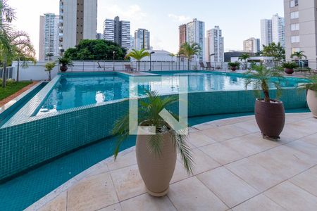 Apartamento para alugar com 74m², 3 quartos e 2 vagas Apartamento para alugar com 74m², 3 quartos e 2 vagasÁrea comum - Piscina