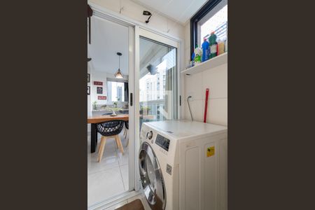 Apartamento para alugar com 74m², 3 quartos e 2 vagas Apartamento para alugar com 74m², 3 quartos e 2 vagasÁrea de Serviço