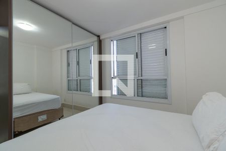 Apartamento para alugar com 74m², 3 quartos e 2 vagas Apartamento para alugar com 74m², 3 quartos e 2 vagasSuite