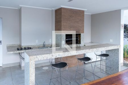 Apartamento para alugar com 74m², 3 quartos e 2 vagas Apartamento para alugar com 74m², 3 quartos e 2 vagasÁrea comum - Churrasqueira