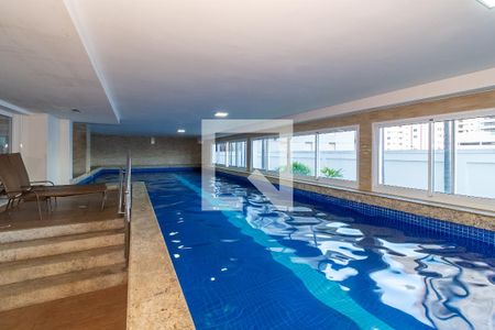 Apartamento para alugar com 74m², 3 quartos e 2 vagas Apartamento para alugar com 74m², 3 quartos e 2 vagasÁrea comum - Piscina Aquecida
