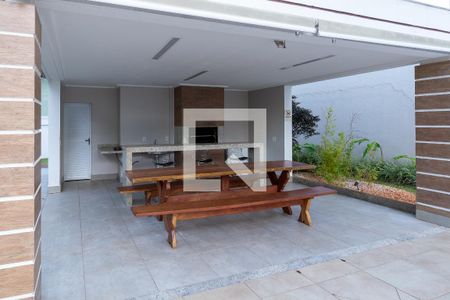 Apartamento para alugar com 74m², 3 quartos e 2 vagas Apartamento para alugar com 74m², 3 quartos e 2 vagasÁrea comum - Churrasqueira