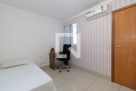 Apartamento para alugar com 74m², 3 quartos e 2 vagas Apartamento para alugar com 74m², 3 quartos e 2 vagasQuarto 2