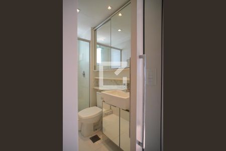 Apartamento para alugar com 100m², 3 quartos e 2 vagasBanheiro da Suíte
