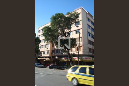 Apartamento para alugar com 80m², 2 quartos e sem vaga Apartamento para alugar com 80m², 2 quartos e sem vagaFachada