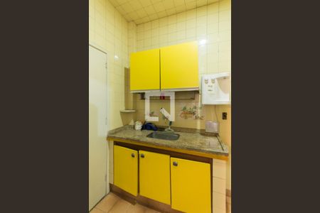Apartamento para alugar com 80m², 2 quartos e sem vaga Apartamento para alugar com 80m², 2 quartos e sem vagaCozinha