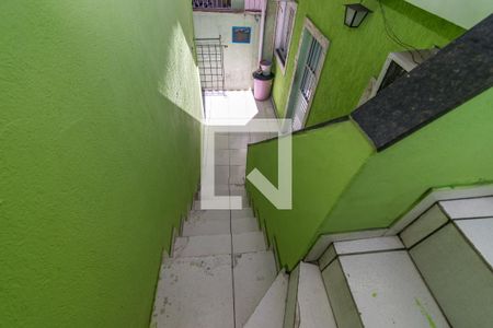 Casa para alugar com 65m², 1 quarto e sem vaga Casa para alugar com 65m², 1 quarto e sem vagaÁrea comum - Escada de acesso