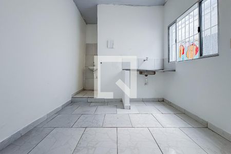 Sala/Cozinha de casa para alugar com 1 quarto, 30m² em Cambuci, São Paulo