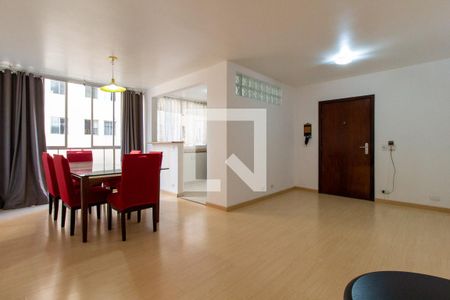 Sala de apartamento para alugar com 3 quartos, 100m² em Centro, Curitiba