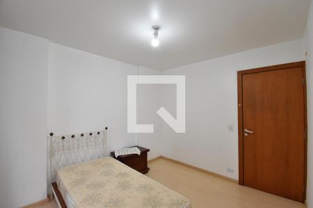 Quarto 1 de apartamento para alugar com 3 quartos, 100m² em Centro, Curitiba