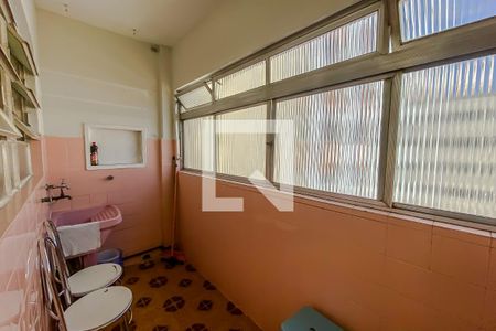 Apartamento à venda com 72m², 2 quartos e 1 vaga Apartamento à venda com 72m², 2 quartos e 1 vagaLavanderia