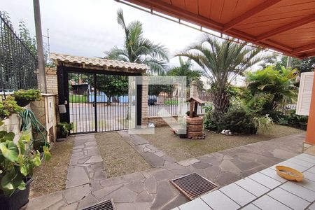 Casa à venda com 370m², 3 quartos e 2 vagasPátio Frente