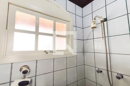 Casa à venda com 370m², 3 quartos e 2 vagasBanheiro 2