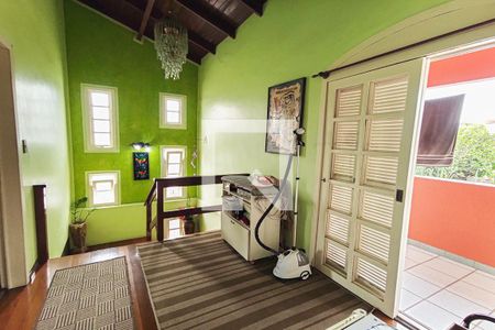 Casa à venda com 370m², 3 quartos e 2 vagasCorredor