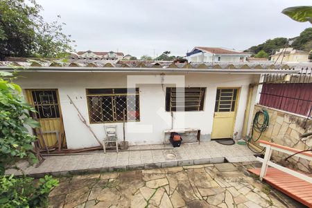 Casa à venda com 370m², 3 quartos e 2 vagasPátio Fundos