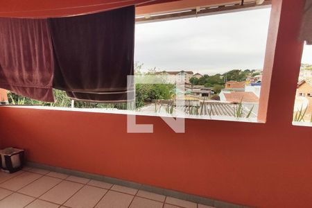 Casa à venda com 370m², 3 quartos e 2 vagasSacada do Corredor