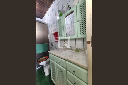 Casa à venda com 370m², 3 quartos e 2 vagasBanheiro 2