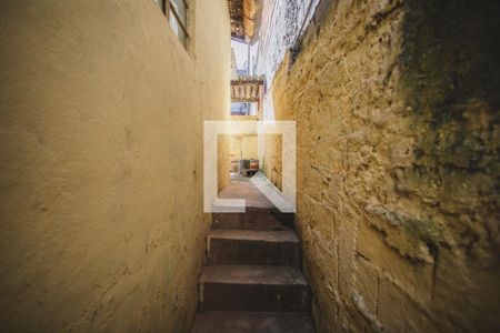 Casa para alugar com 25m², 1 quarto e sem vaga Casa para alugar com 25m², 1 quarto e sem vagaCorredor - entrada