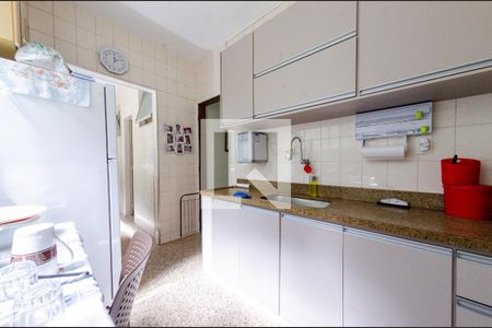 Apartamento para alugar com 207m², 3 quartos e 2 vagasCozinha