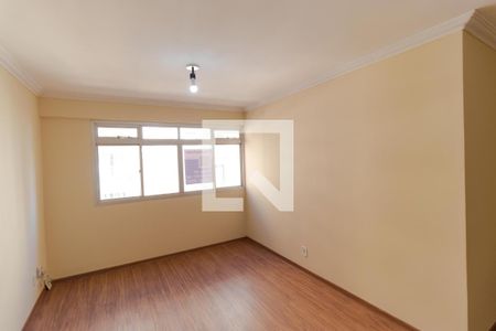 Salas de apartamento à venda com 2 quartos, 74m² em Centro, Campinas