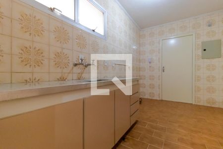 Apartamento à venda com 74m², 2 quartos e 1 vagaCozinha
