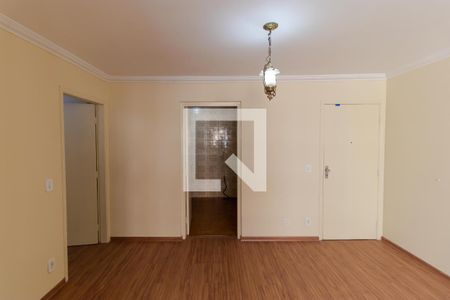 Salas de apartamento à venda com 2 quartos, 74m² em Centro, Campinas