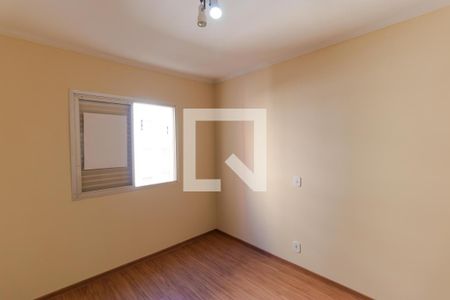 Apartamento à venda com 74m², 2 quartos e 1 vagaQuarto 02